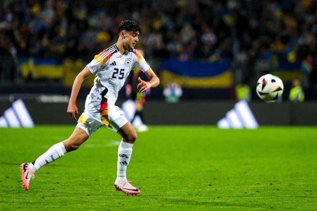 1718208698492083667.jpg 1718208698492083667.jpg