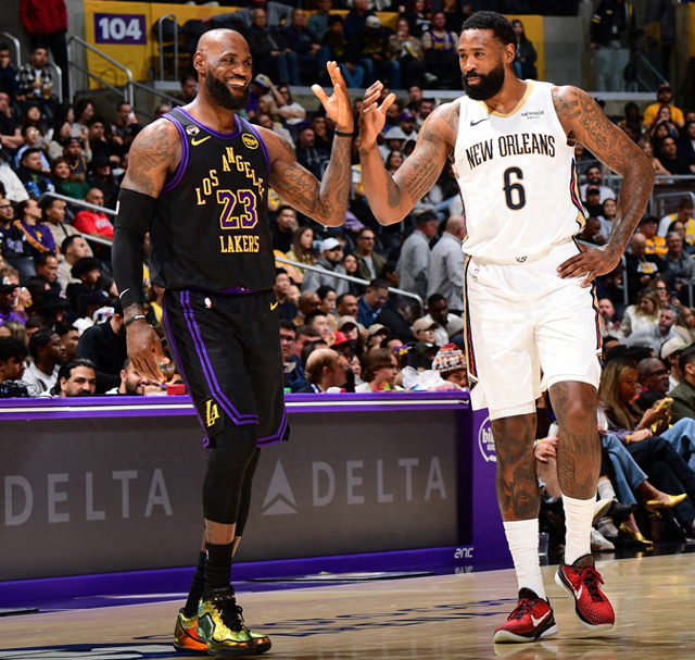 九游体育-轰21+7+7延续纪录！41岁勒布朗助湖人取三连胜 放弃刷分一幕显格局|詹姆斯|鹈鹕|东契奇|新奥尔良鹈鹕队|勒布朗-詹姆斯_新浪体育_新浪新闻