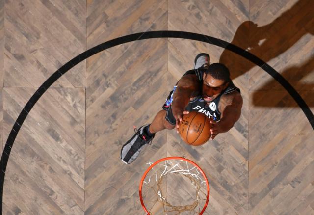 在线体育游戏娱乐平台-【声音】恐怖一夜让阿德无法坚持 第一个电话打给KD