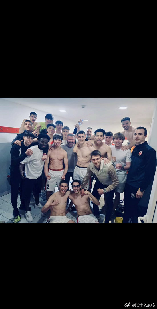 九游体育-出场5次可获劳工证!张家鸣代表沃日多瓦茨U19出战3场,打进3球!